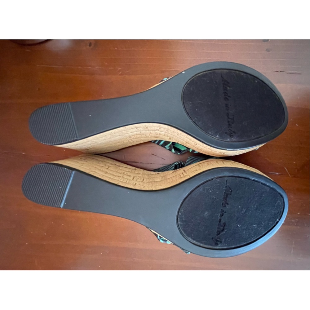 Italian Shoemakers Jungle, Zebra Look Wedge - Picture 6 of 10
